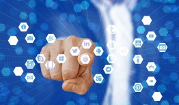 揭秘黑科技查看对方微信真相：一键破解是骗局？保护隐私安全指南