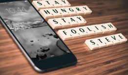 QQ业务卡盟网站全攻略：安全选购QQ会员、装扮、游戏点券的省钱秘籍