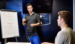 黑客24小时接单服务：揭秘真实价格、法律风险与安全替代方案