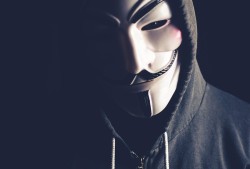 最牛的黑客年入多少钱？揭秘顶尖黑客年收入百万美元的秘诀与合法赚钱渠道