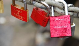 如何保护账号安全：从设置强密码到双重验证的完整指南