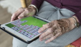 24小时接单服务：随时解决你的深夜紧急需求，享受全天候便利生活