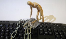 专业黑客24小时接单在线：全天候守护您的数字安全，快速解决网络危机