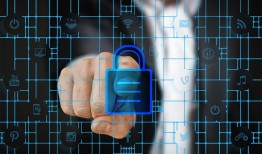 黑客追款出款收费靠谱吗？合法追回被骗资金的安全指南